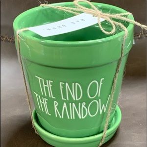 📍SOLD 📍Rae Dunn END OF THE RAINBOW planter pot